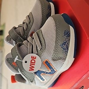 New Balance Dynasoft 545 Bungee Lace with top strap sneaker